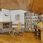 Przytulne W Klimatycznym Domu Nad Bialka W Otoczeniu Gorskich Krajobrazow By Renters