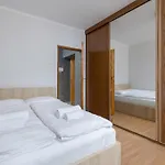 Przytulne W Klimatycznym Domu Nad Bialka W Otoczeniu Gorskich Krajobrazow By Renters