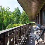 Przytulne W Klimatycznym Domu Nad Bialka W Otoczeniu Gorskich Krajobrazow By Renters