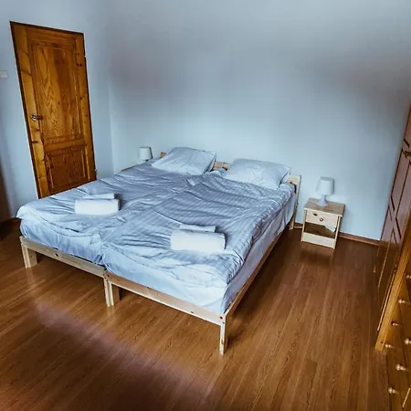 Dom Nad Bialka بيت للعطل