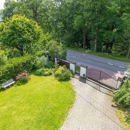 Przytulne W Klimatycznym Domu Nad Białką W Otoczeniu Górskich Krajobrazów By Renters *