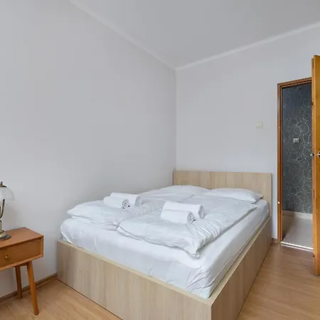 Przytulne W Klimatycznym Domu Nad Bialka W Otoczeniu Gorskich Krajobrazow By Renters بيت للعطل Bystra (Bielsko)