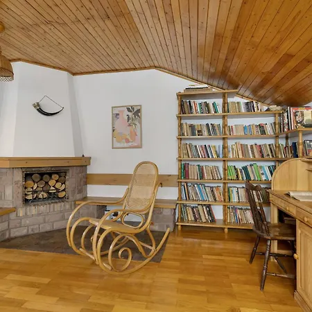 Przytulne W Klimatycznym Domu Nad Bialka W Otoczeniu Gorskich Krajobrazow By Renters