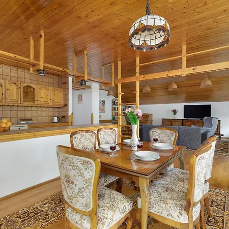 Przytulne W Klimatycznym Domu Nad Bialka W Otoczeniu Gorskich Krajobrazow By Renters * Bystra