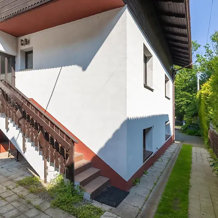 Сasa de vacaciones Przytulne Apartamenty w Klimatycznym Domu nad Białką w Otoczeniu Górskich Krajobrazów by Noclegi Renters Bystra (Bielsko)