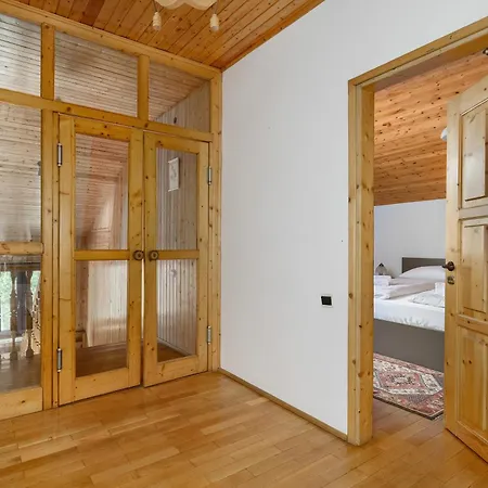 Przytulne W Klimatycznym Domu Nad Białką W Otoczeniu Górskich Krajobrazów By Renters *
