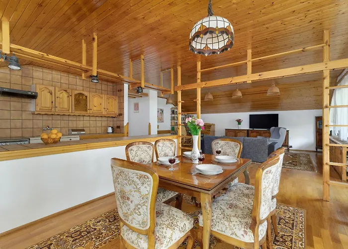 Przytulne W Klimatycznym Domu Nad Bialka W Otoczeniu Gorskich Krajobrazow By Renters * Bystra (Bielsko)